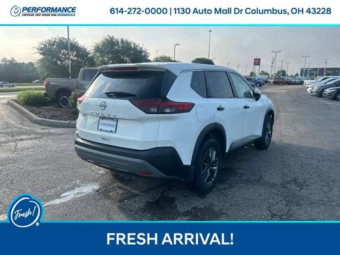 Used 2022 Nissan Rogue S FWD image 4