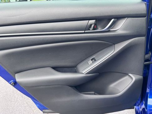Used 2022 Honda Accord Sport image 22