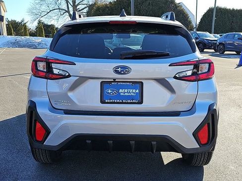 Used 2024 Subaru Crosstrek 2.0i Premium image 5