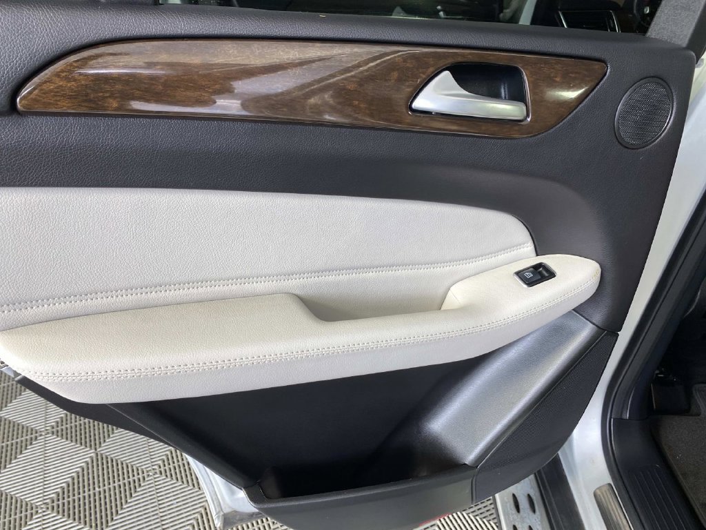Used 2016 Mercedes-Benz GLE 350 4MATIC image 23