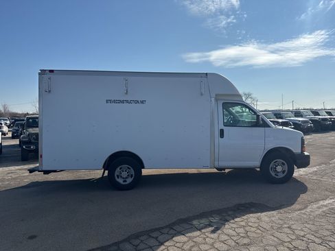 Used 2012 Chevrolet Express 3500 image 5