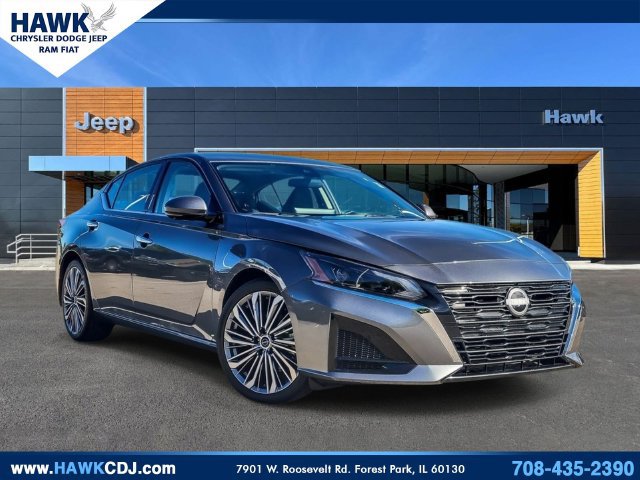 Used 2025 Nissan Altima 2.5 SL FWD image 1