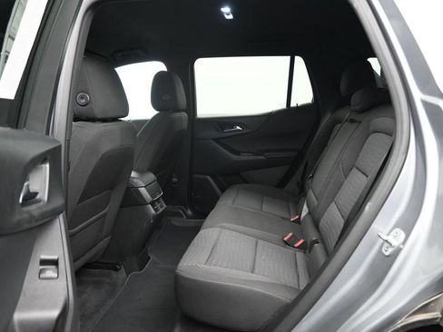 Used 2025 Chevrolet Equinox LT FWD image 23