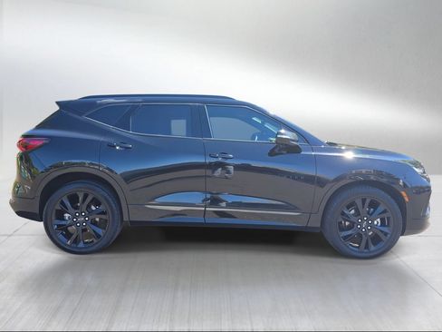 Used 2020 Chevrolet Blazer RS AWD/4WD image 2