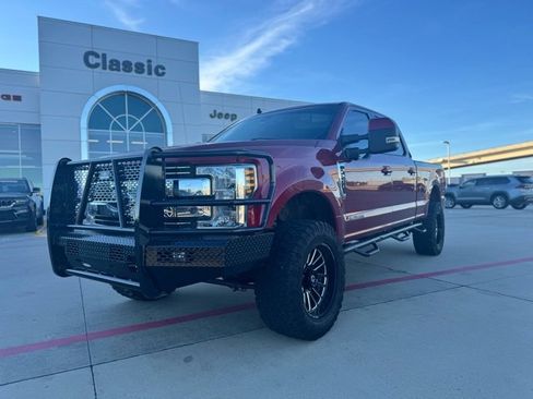Used 2019 Ford F250 Lariat w/ Lariat Ultimate Package image 2