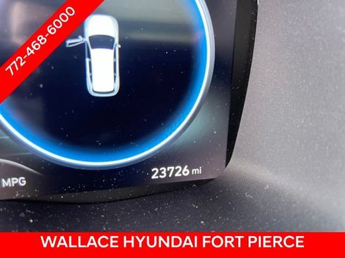 Used 2023 Hyundai Santa Fe Limited FWD image 17
