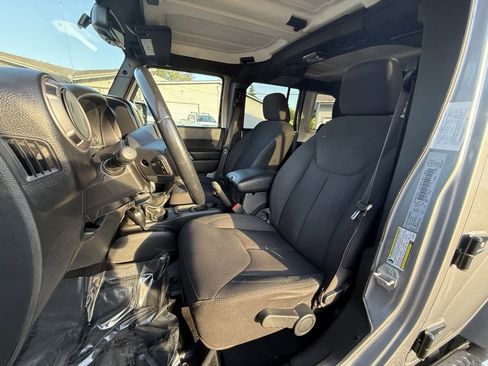 Used 2016 Jeep Wrangler Unlimited Sport w/ Power Convenience Group image 17