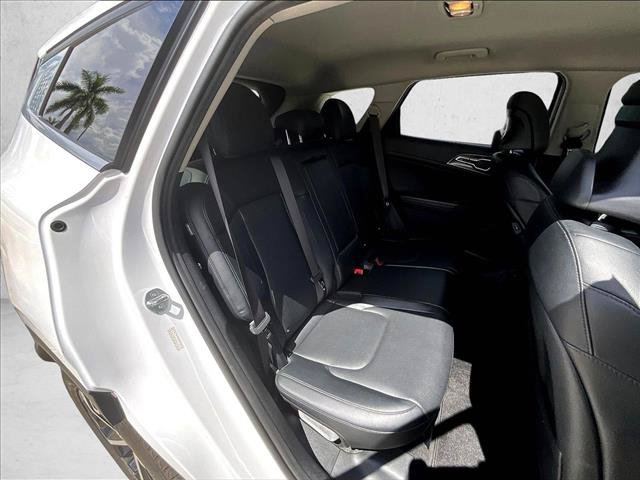 Used 2024 Kia Sportage EX FWD image 24