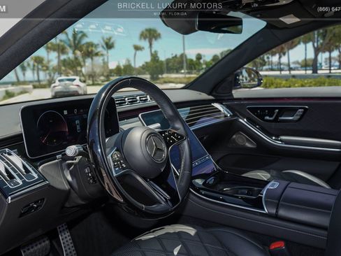 Used 2021 Mercedes-Benz S 580 4MATIC Sedan image 6