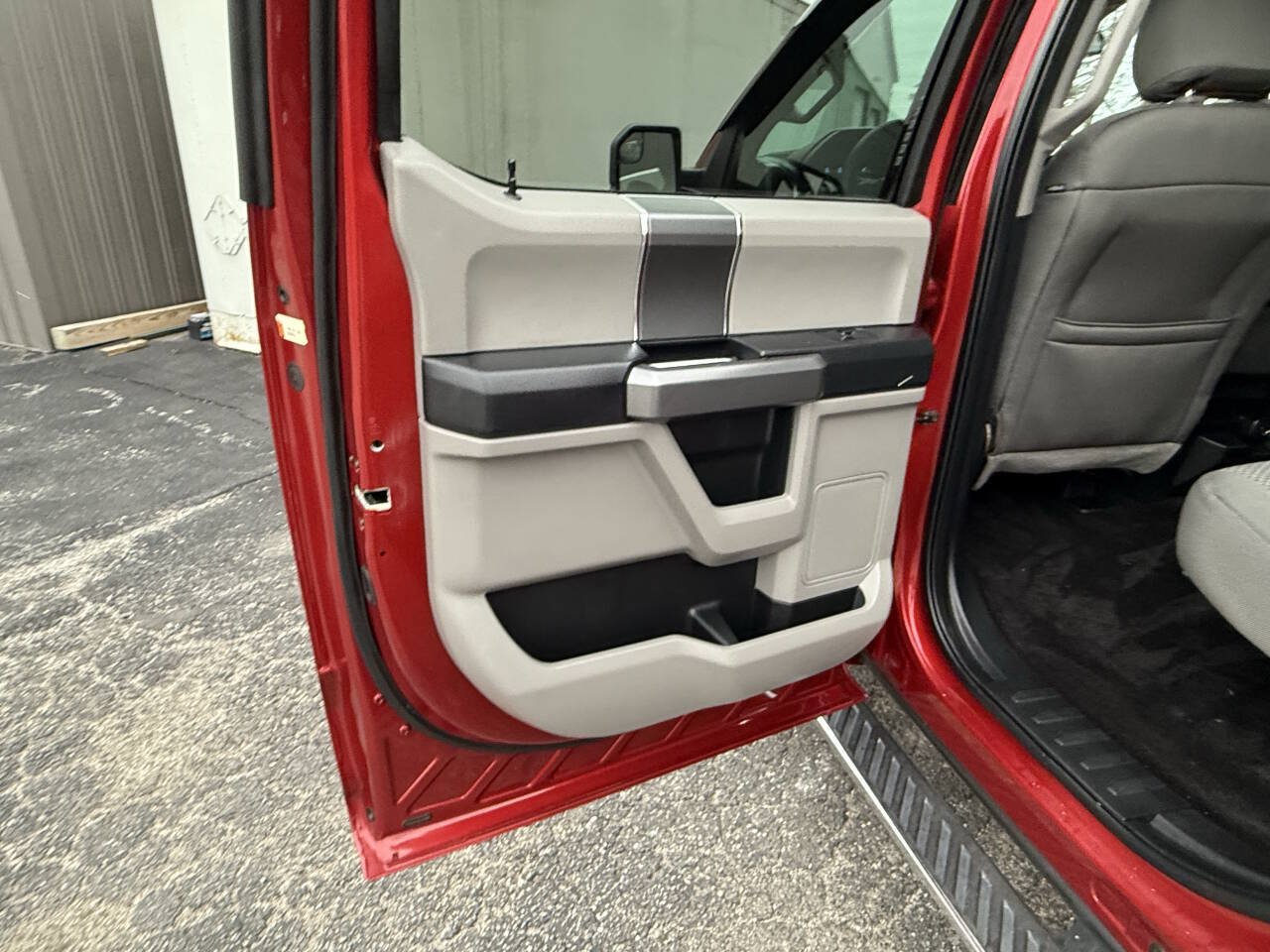 Used 2016 Ford F150 XLT w/ XTR Package AWD/4WD image 19