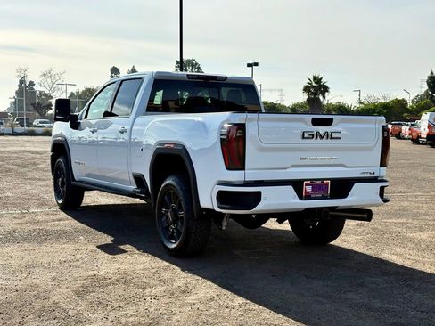 New 2026 GMC Sierra 2500 AT4 w/ Technology Package image 3