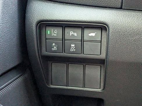 Used 2022 Honda CR-V Touring image 12