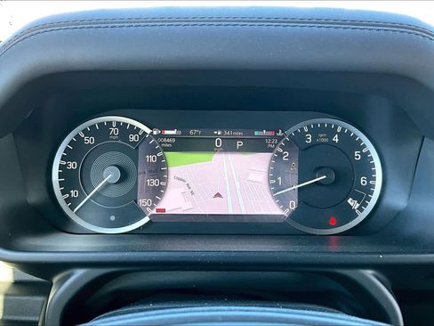 Used 2023 Land Rover Defender 90 X image 22