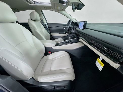 Used 2025 Honda Accord Touring image 38