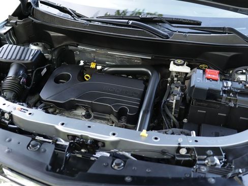 Used 2025 Chevrolet Equinox LT image 30