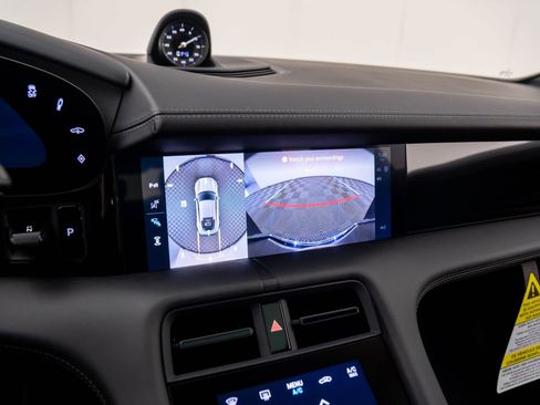 New 2026 Porsche Taycan GTS image 28