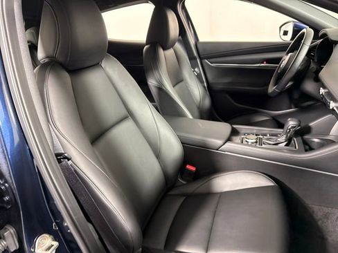 Used 2023 MAZDA MAZDA3 s image 12