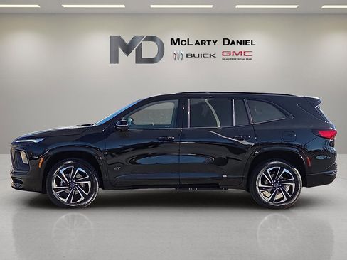 New 2025 Buick Enclave Sport Touring image 3