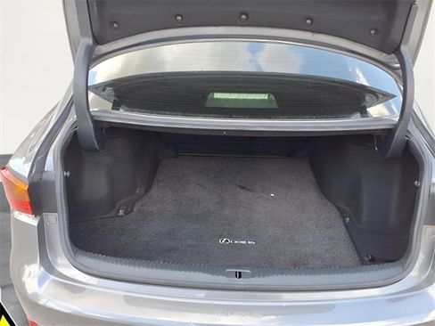 Used 2017 Lexus IS 200t w/ Premium Package image 29