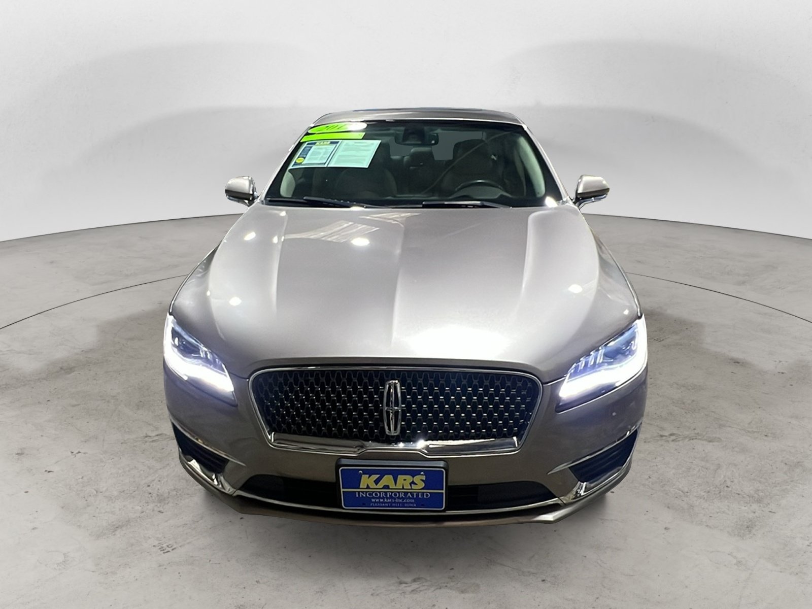 Used 2019 Lincoln MKZ Reserve w/ Reserve Plus Package AWD/4WD image 2