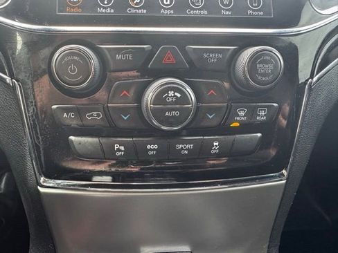 Used 2019 Jeep Grand Cherokee Trailhawk image 29