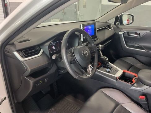 Used 2024 Toyota RAV4 Adventure image 9