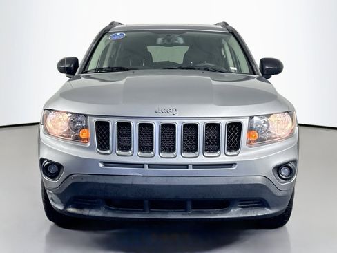 Used 2017 Jeep Compass Sport w/ Power Value Group image 2
