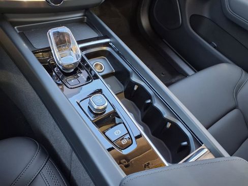 New 2026 Volvo XC60 B5 Plus w/ Protection Package Premier image 14