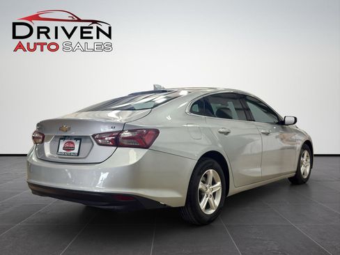 Used 2022 Chevrolet Malibu LT FWD image 6
