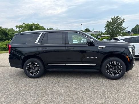 Used 2025 GMC Yukon Elevation w/ LPO, Floor Liner Package AWD/4WD image 4