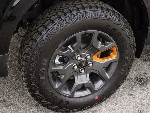 New 2025 Ford Maverick Tremor image 9