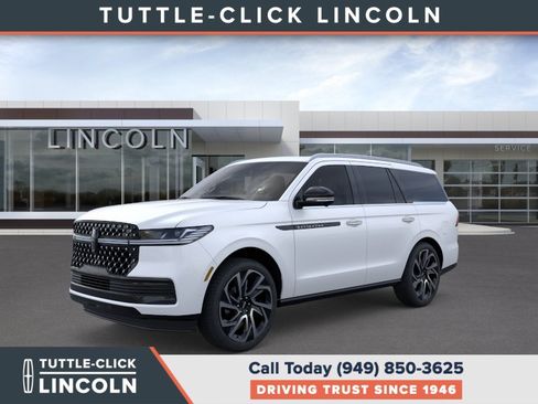 New 2026 Lincoln Navigator Black Label AWD/4WD image 1