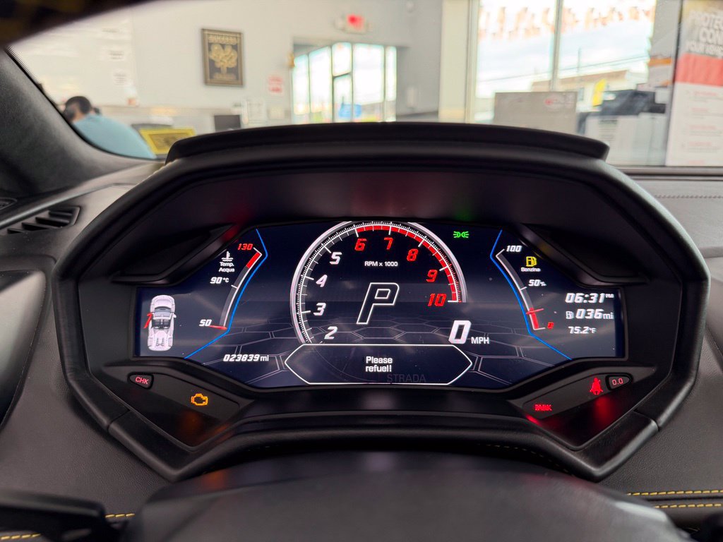 Used 2022 Lamborghini Huracan EVO RWD image 20