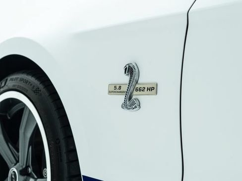 Used 2014 Ford Mustang Shelby GT500 w/ Equipment Group 821A RWD image 21