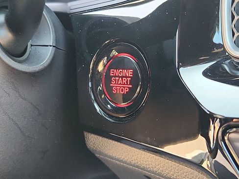 Certified 2025 Honda Civic Sport image 24