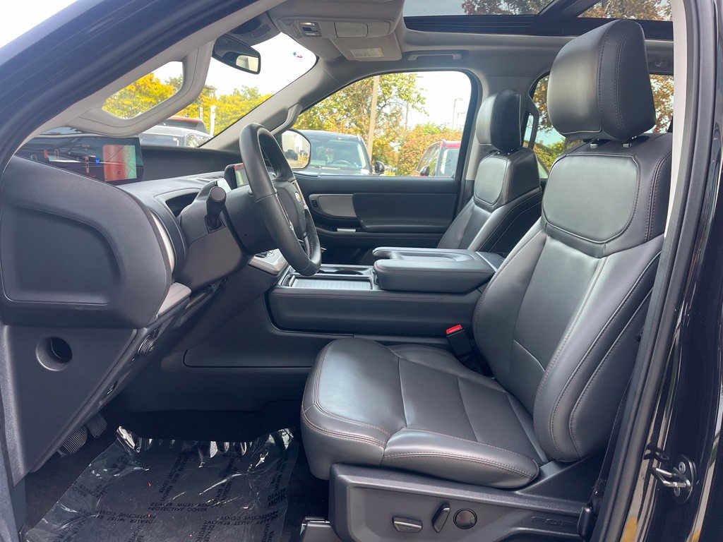 Used 2025 Ford Expedition Max Active AWD/4WD image 24