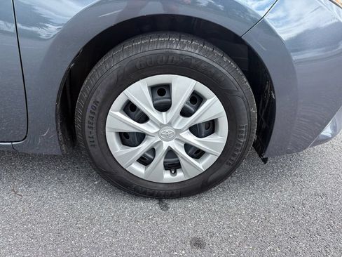 Used 2016 Toyota Corolla LE FWD image 10