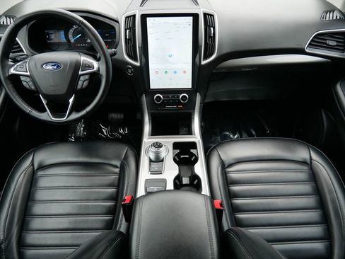 Certified 2024 Ford Edge SEL AWD/4WD image 13