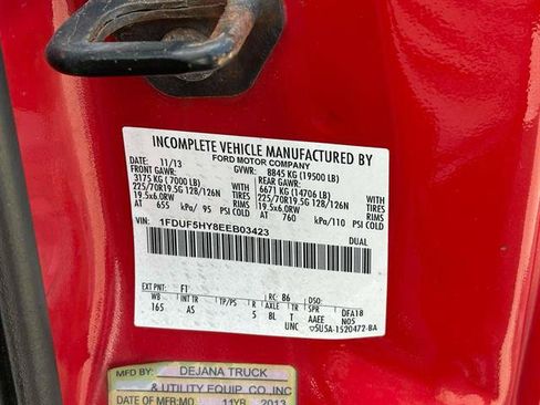 Used 2014 Ford F550 4x4 Regular Cab Super Duty image 13