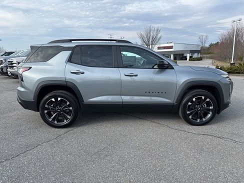 New 2026 Chevrolet Equinox RS w/ Safety and Technology Package AWD/4WD image 7