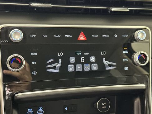 Used 2025 Genesis GV80 2.5T Standard AWD/4WD image 19