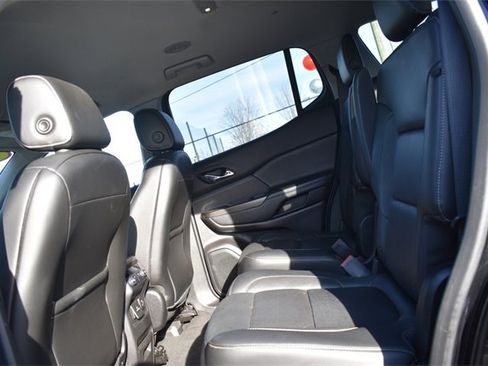 Certified 2019 GMC Acadia SLT image 21