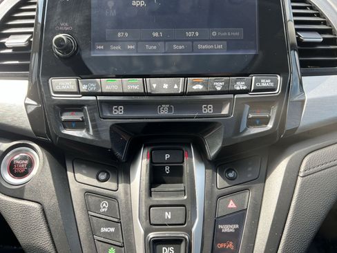 Used 2023 Honda Odyssey EX-L image 20