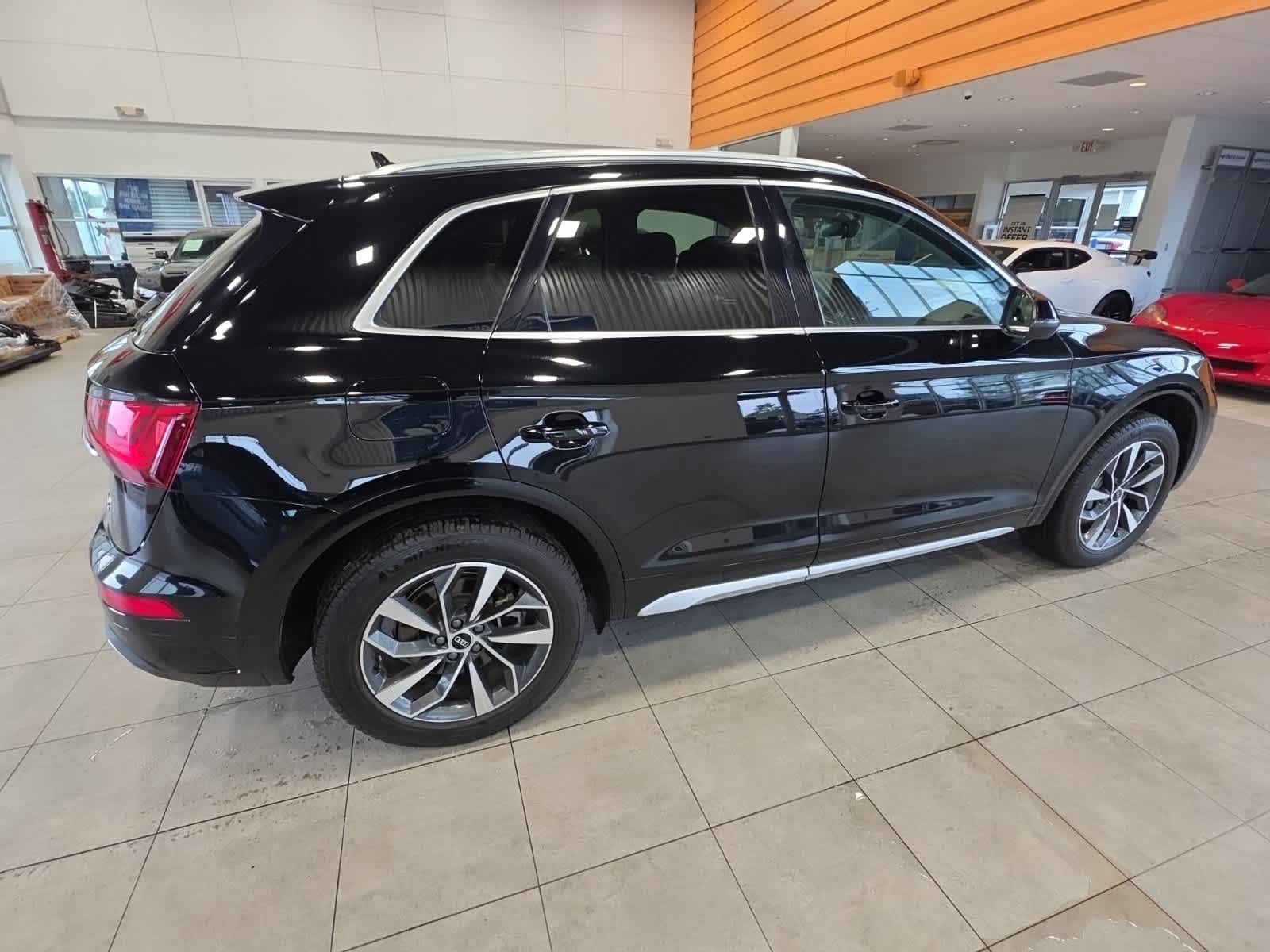 Used 2021 Audi Q5 2.0T Premium w/ Convenience Package AWD/4WD image 6