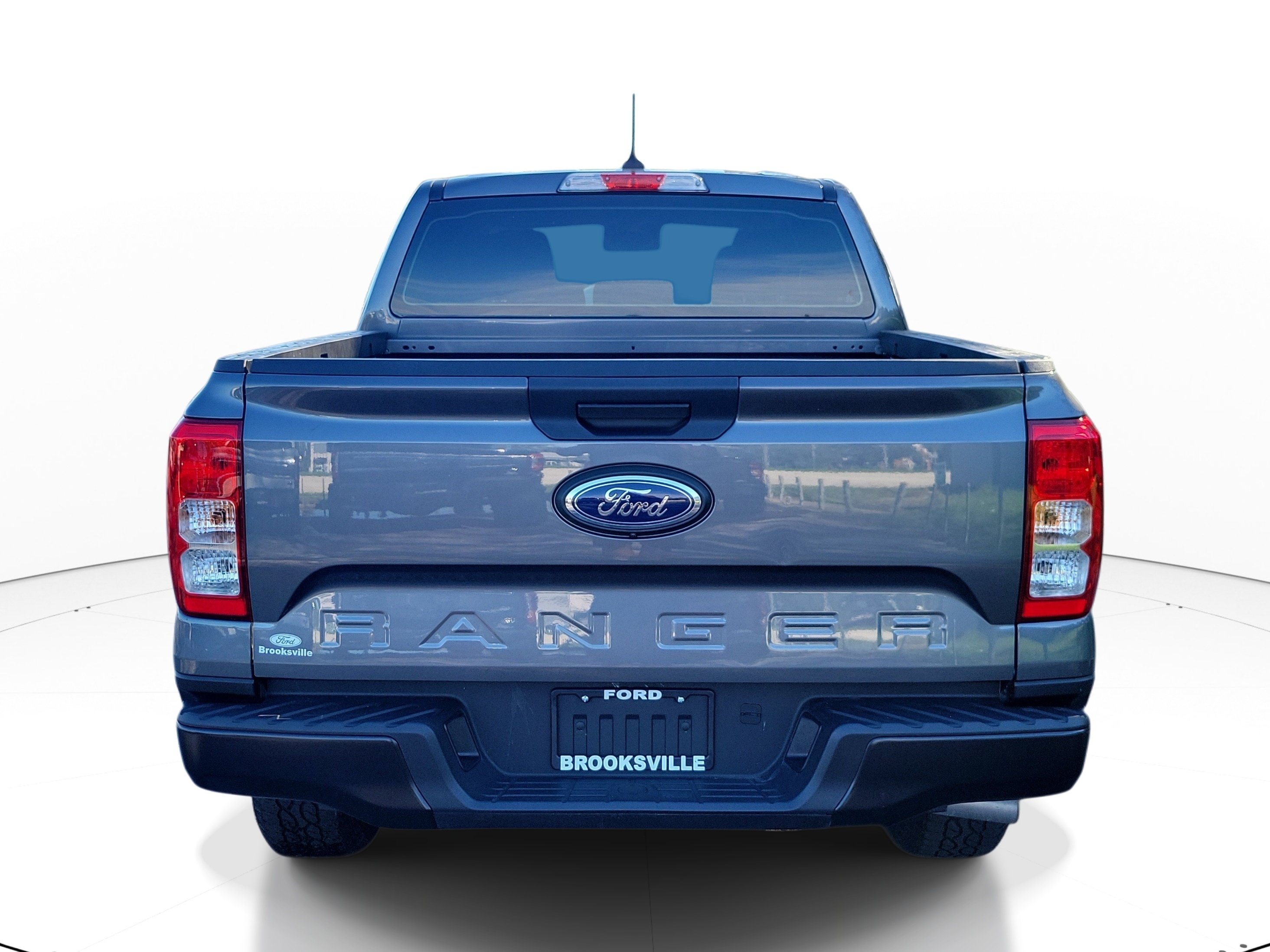 Used 2025 Ford Ranger XL RWD image 3