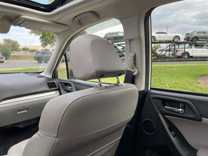 Used 2015 Subaru Forester 2.5i Touring w/ Eyesight & Navigation System AWD/4WD image 64