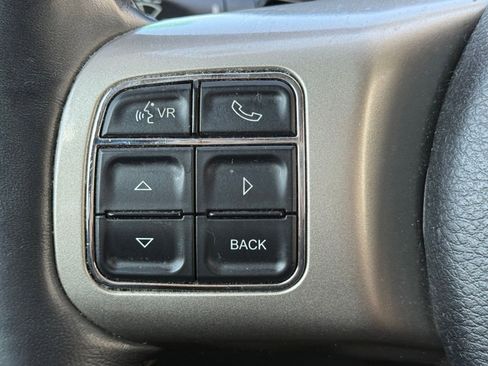 Used 2013 Jeep Grand Cherokee Overland w/ Advance Technology Group image 17