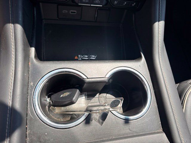 Used 2023 Chevrolet Suburban Premier RWD image 21