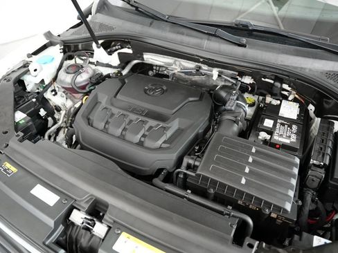Used 2022 Volkswagen Tiguan SE R-Line FWD image 53