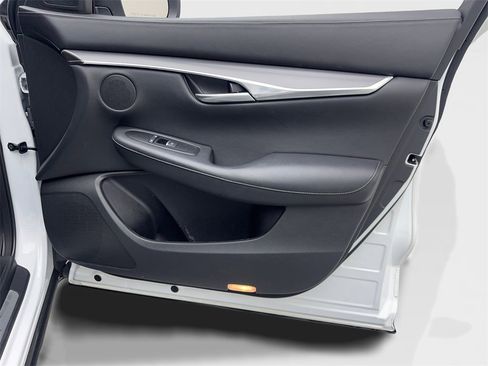 Used 2024 INFINITI QX50 Luxe image 47